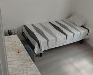 Bedroom of Apartment to share in  Madrid Capital