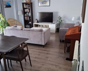 Living room of Flat for sale in Aranjuez  with Air Conditioner, Terrace and Swimming Pool