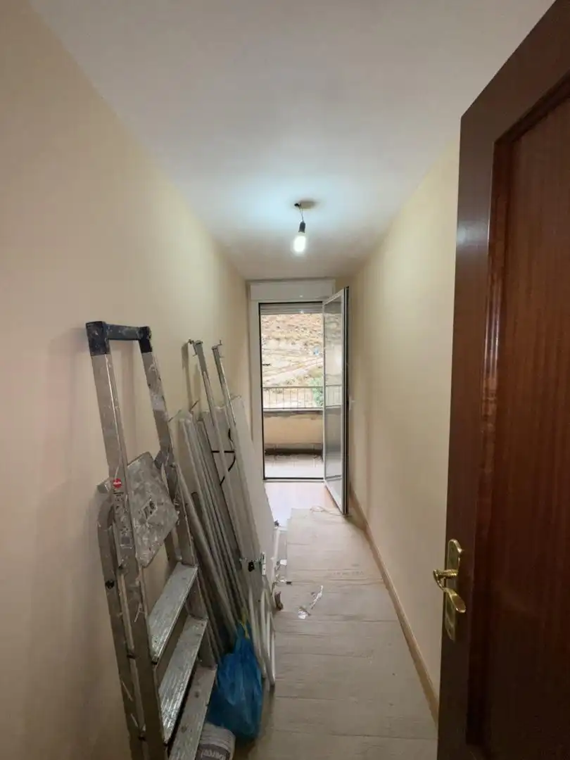 Wohnung zum Verkauf in Azagra mit Parkett, Terrasse und Möbliert