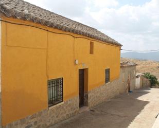 Vista exterior de Casa adosada en venda en Mestanza