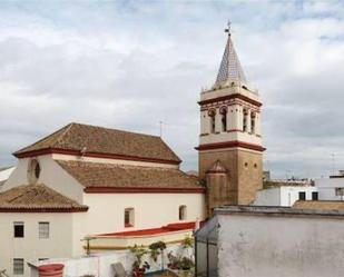 Exterior view of Flat to rent in  Sevilla Capital  with Terrace