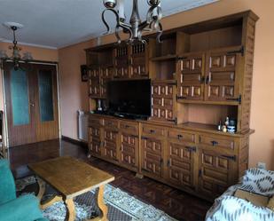 Living room of Flat to rent in Cabezón de la Sal  with Balcony