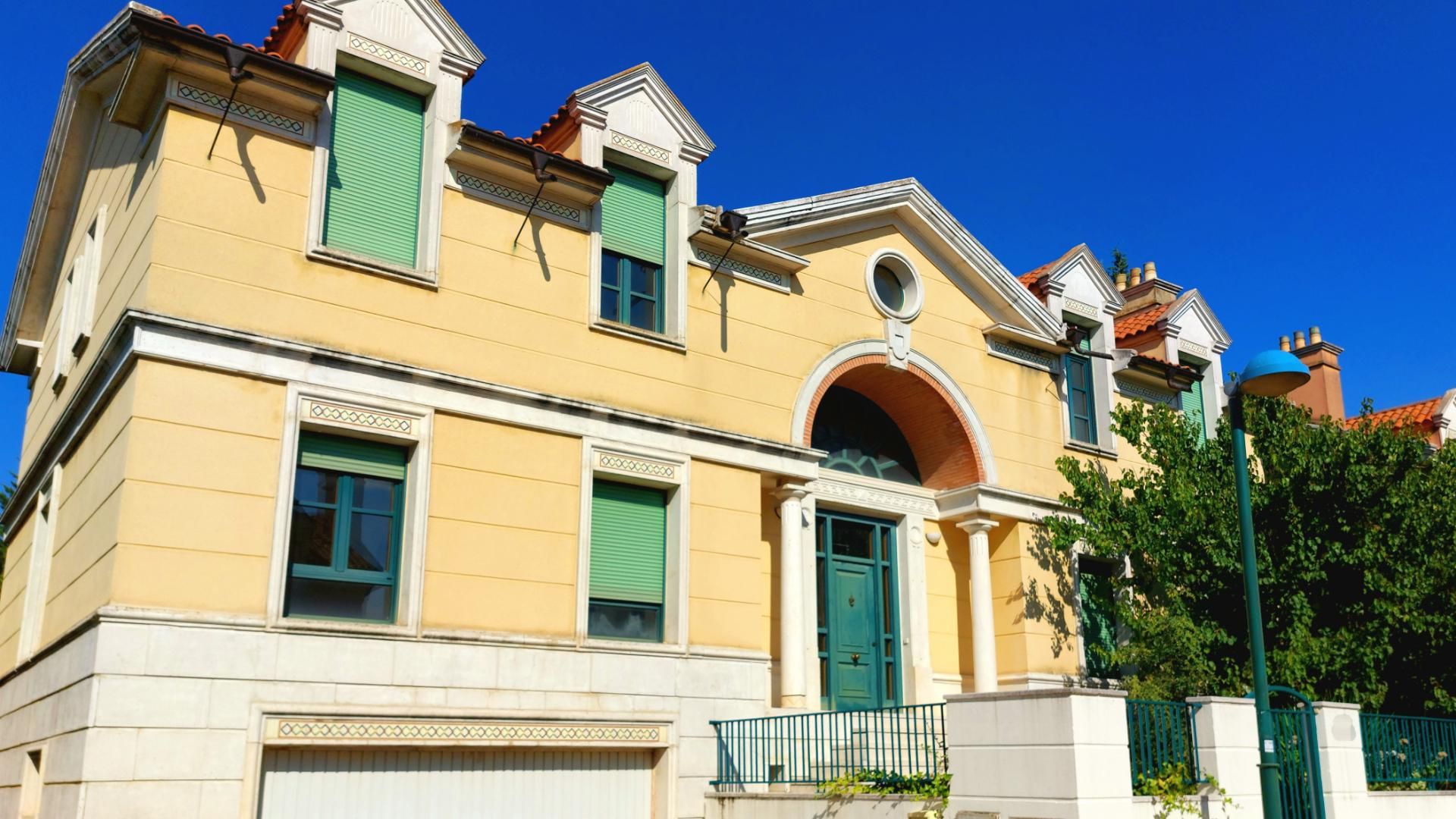 Vista exterior de Casa o xalet en venda en Valladolid Capital amb Calefacció, Jardí privat i Parquet