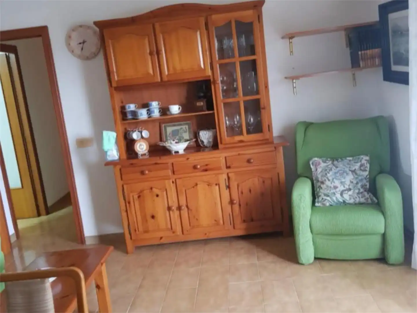 Wohnung zur Miete in Carrer Apòstol Santiago, 80, La Curva Wohnzimmer von Wohnung zur Miete in Benicasim / Benicàssim mit Klimaanlage, Heizung und Privatgarten