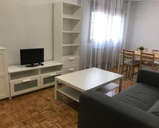 Living room of Flat for sale in Valladolid Capital  with Heating and Furnished