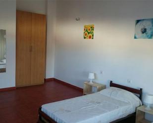 Schlafzimmer von Wohnung miete in Villar del Rey mit Terrasse und Balkon