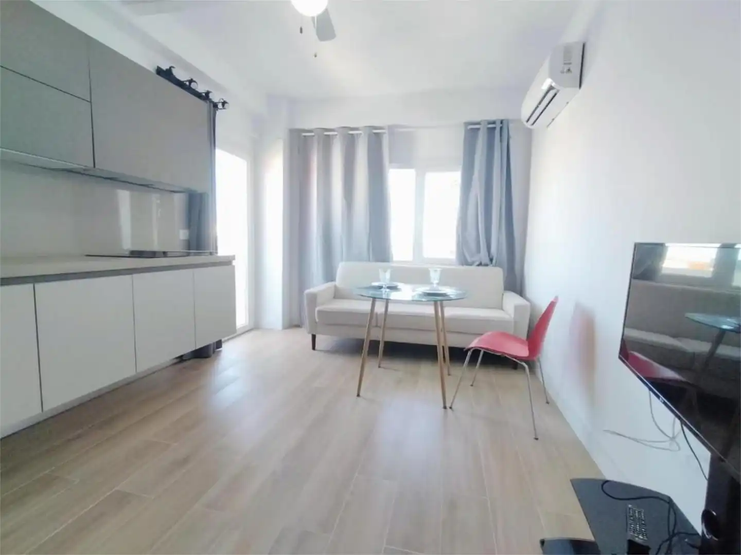 Living room of Apartments for rent in Málaga  with Air Conditioner, Heating and Terrace