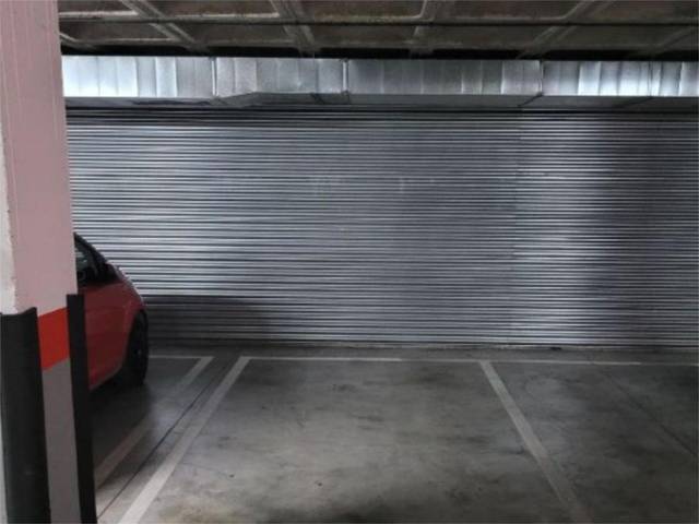 Garaje en Alquiler en Calle Calcio, 14 en Butarque