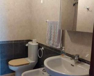 Bathroom of Flat to rent in Pontedeume