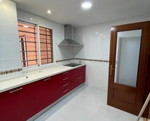 Kitchen of Flat to rent in  Córdoba Capital  with Air Conditioner