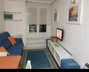 Sala d'estar de Apartament en venda en Béjar amb Balcó