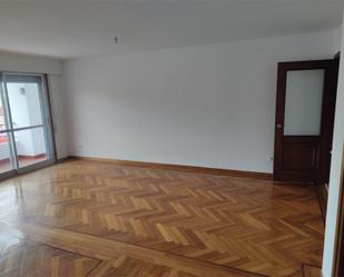 Living room of Flat to rent in Vigo   with Terrace and Balcony