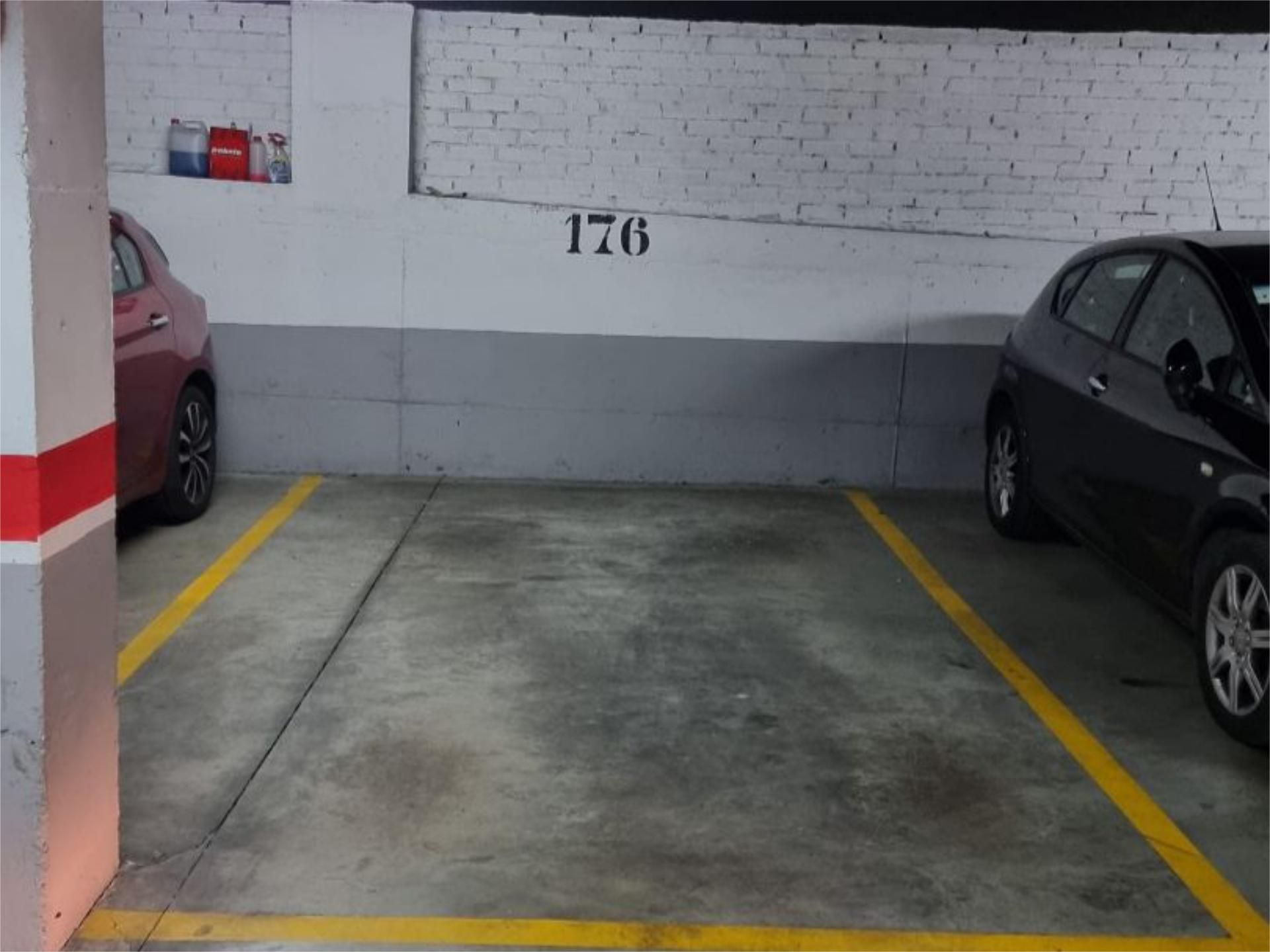 Parking of Garage for sale in  Madrid Capital