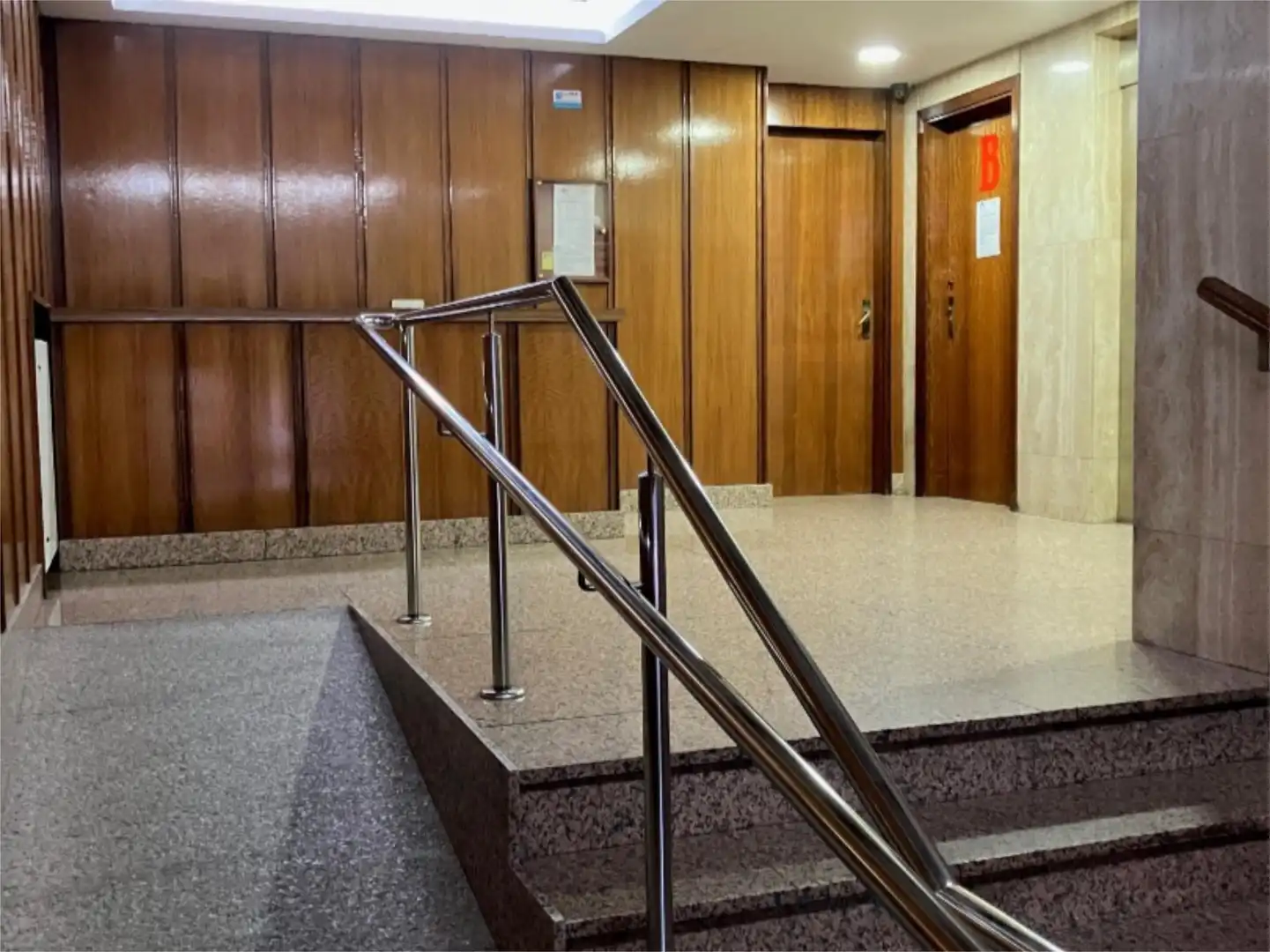 Piso de alquiler en Avenida Condesa de Sagasta, 18, Centro Ciudad