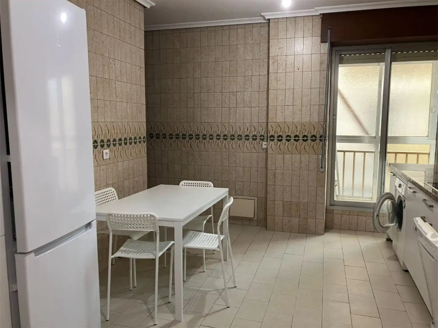 Piso de alquiler en Avenida Condesa de Sagasta, 18, Centro Ciudad