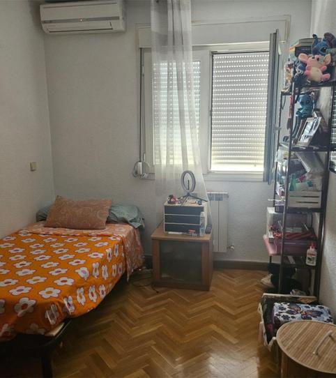 Photo 2 of Apartment to share in Calle de Pinto, 75, Pintores - Ferial, Madrid