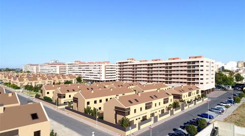 Foto 3 de vivenda d'obra nova a Pis en venda a Calle Profesor Ángel Serradilla, Marismas del Polvorín, Huelva