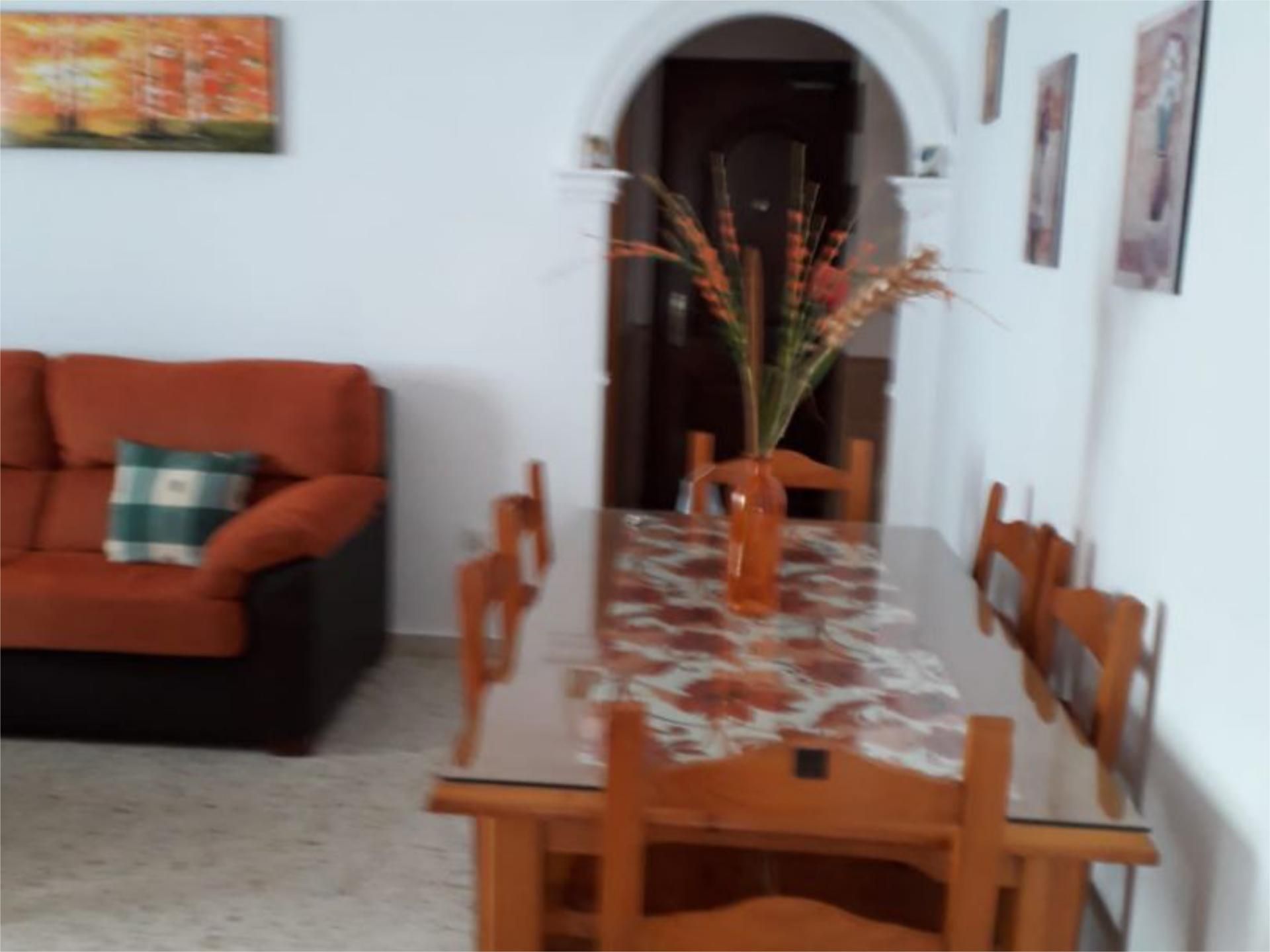 Menjador de Pis de lloguer en El Puerto de Santa María amb Terrassa, Piscina i Moblat