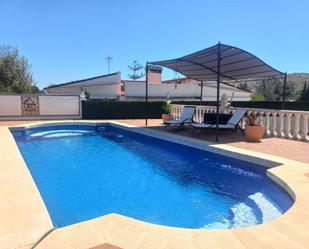 Piscina de Casa o xalet en venda en Chiva amb Aire condicionat, Terrassa i Piscina