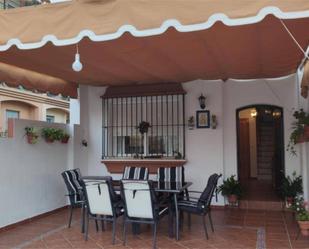 Terrassa de Casa adosada de lloguer en Mazagón amb Terrassa, Piscina i Balcó