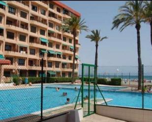 Piscina de Estudi en venda en La Manga del Mar Menor amb Aire condicionat, Piscina i Balcó