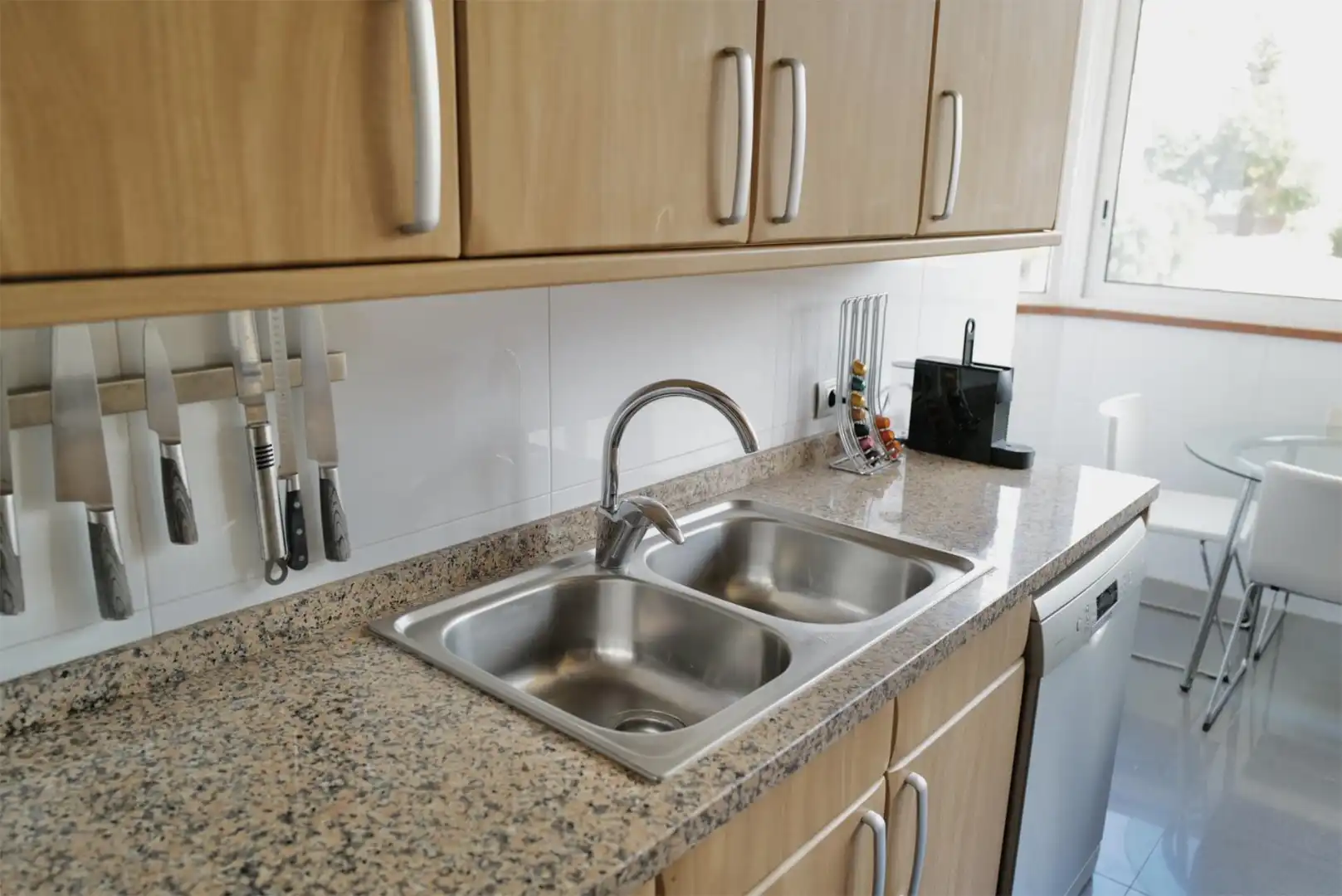 Piso en venta en Poligono S a U, 21, Alcalá Cocina de Piso en venta en Guía de Isora con Aire acondicionado, Terraza y Piscina