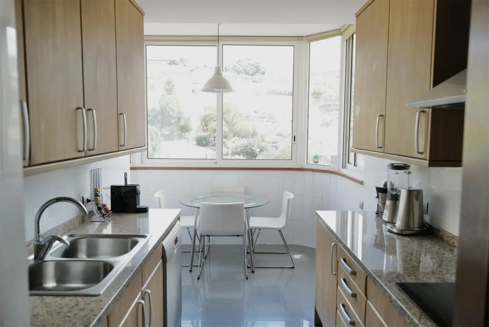 Piso en venta en Poligono S a U, 21, Alcalá Cocina de Piso en venta en Guía de Isora con Aire acondicionado, Terraza y Piscina