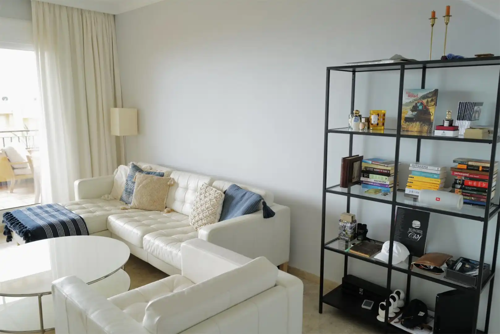 Piso en venta en Poligono S a U, 21, Alcalá Sala de estar de Piso en venta en Guía de Isora con Aire acondicionado, Terraza y Piscina
