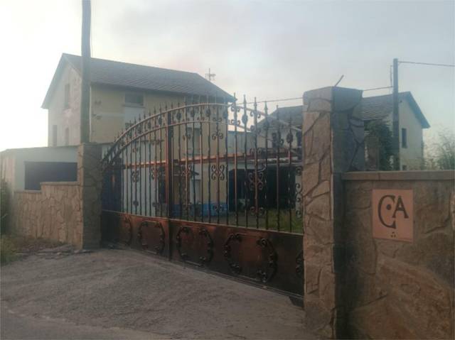 Casa adosada en Alquiler en Carretera Nacional 634, 3037 en Valdés - Luarca