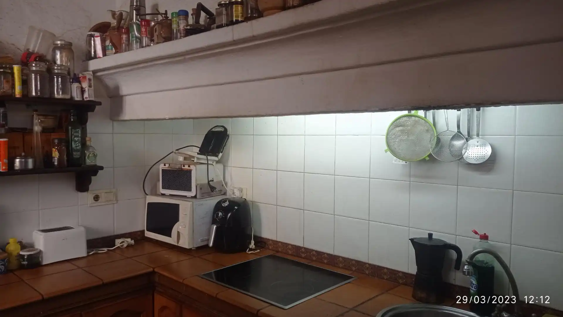 Cuina de Casa o xalet en venda en Motril amb Aire condicionat, Terrassa i Balcó