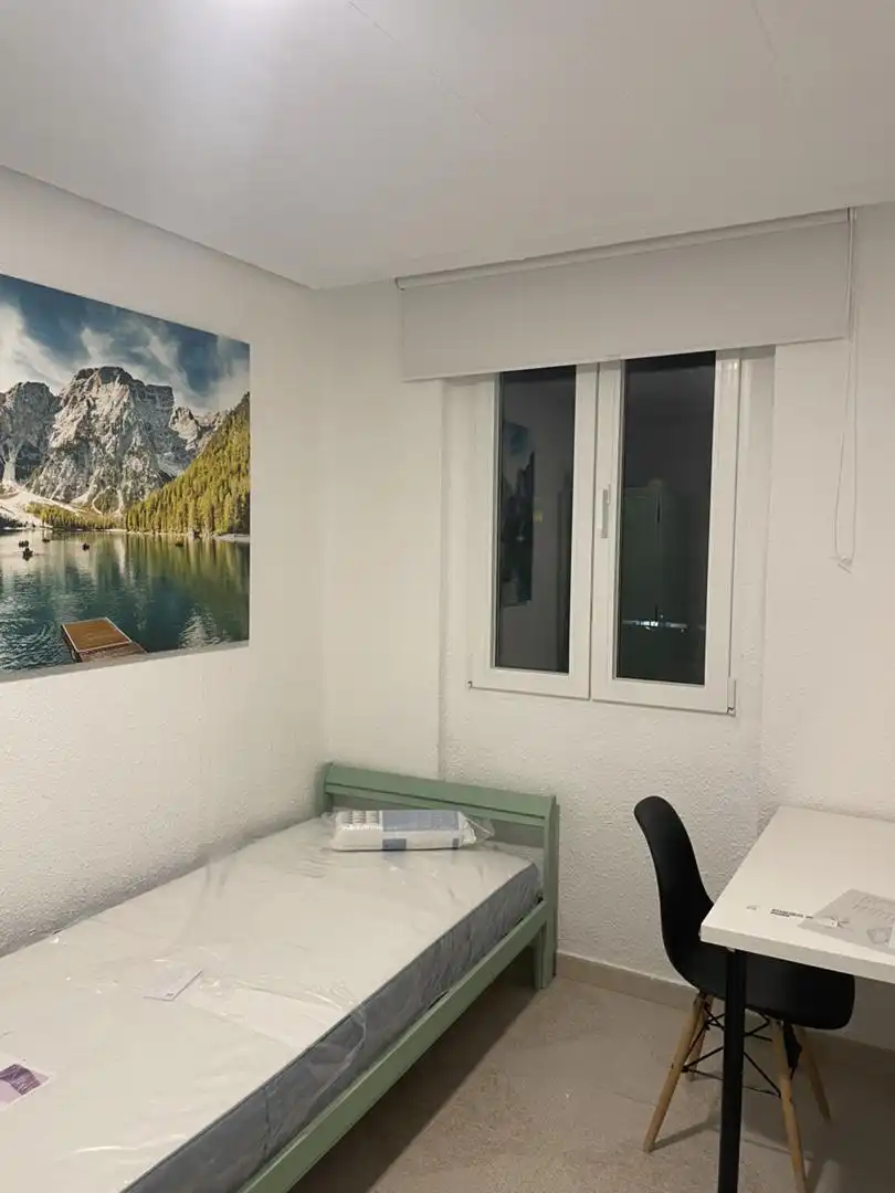 Habitació a Avinguda del Doctor Peset Aleixandre, 137, Marxalenes Habitació a Avinguda del Doctor Peset Aleixandre, 137, Marxalenes