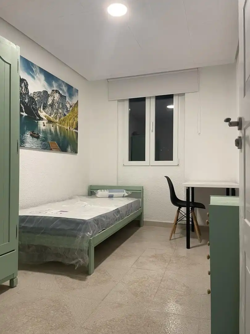 Habitació a Avinguda del Doctor Peset Aleixandre, 137, Marxalenes Habitació a Avinguda del Doctor Peset Aleixandre, 137, Marxalenes