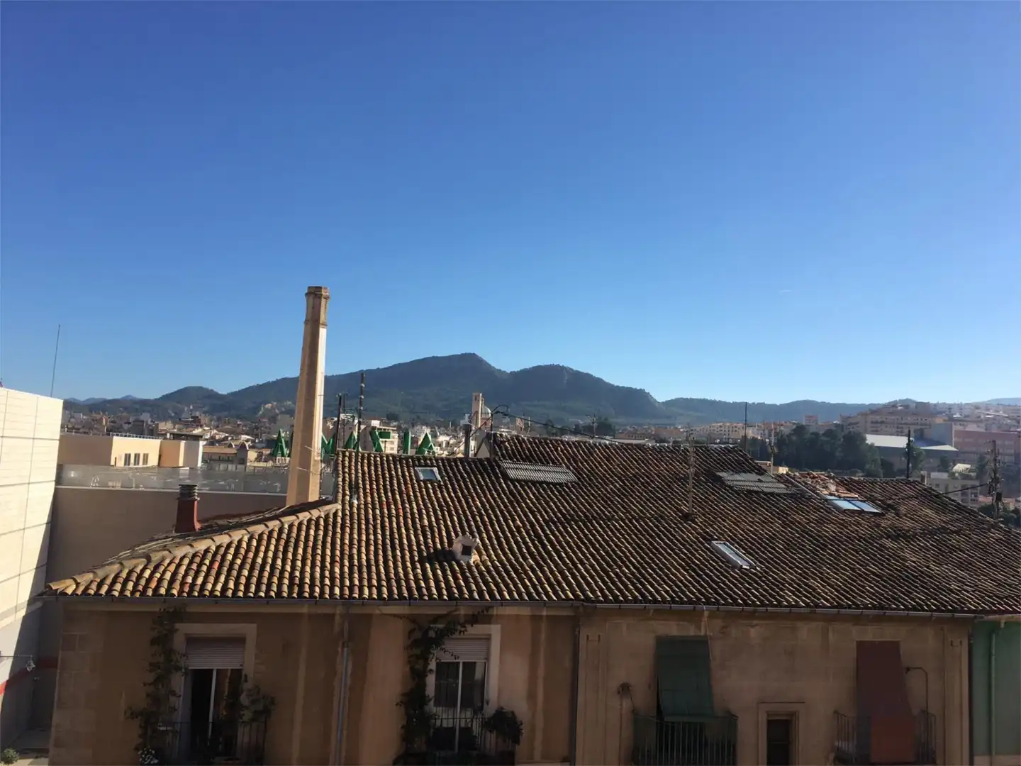Vista exterior de Piso de alquiler en Alcoy / Alcoi con Terraza, Amueblado y Lavadora
