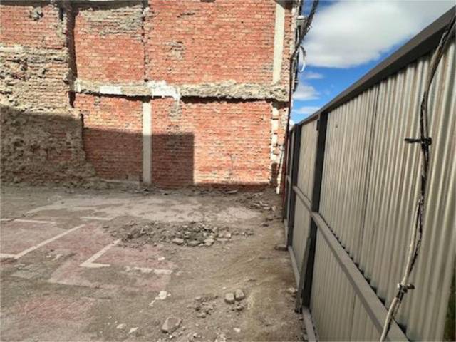 Terreno en Venta en Calle Salas, 25 en Écija