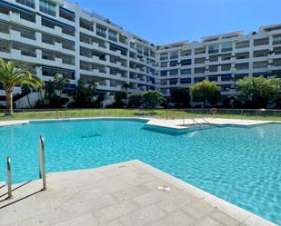 Swimming pool of Flat for sale in Marbella  with Air Conditioner, Terrace and Swimming Pool