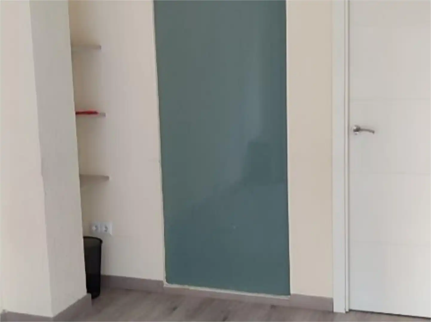 Local de alquiler en Utebo con Parquet