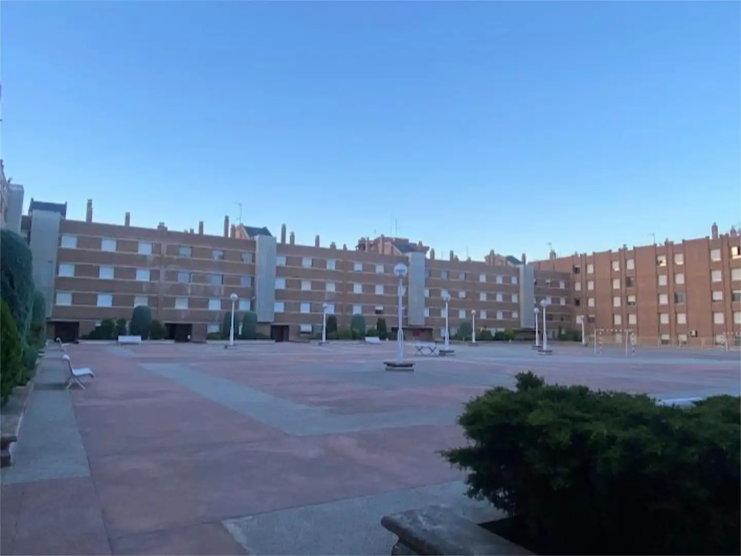 Room in Carrer del Bisbe Irurita, 12, Joc de la Bola - Camps d'Esports Room in Carrer del Bisbe Irurita, 12, Joc de la Bola - Camps d'Esports