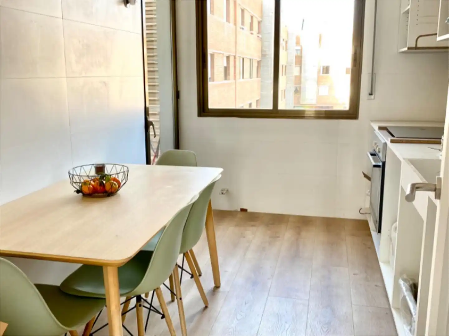 Room in Carrer del Bisbe Irurita, 12, Joc de la Bola - Camps d'Esports Room in Carrer del Bisbe Irurita, 12, Joc de la Bola - Camps d'Esports