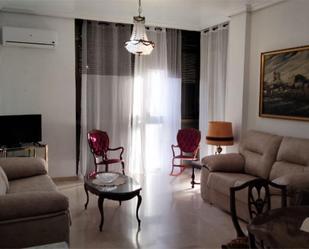 Living room of Flat to rent in  Sevilla Capital  with Air Conditioner and Balcony