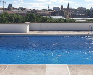 Swimming pool of Flat for sale in  Madrid Capital  with Air Conditioner, Terrace and Swimming Pool