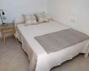 Bedroom of Flat to rent in Sanxenxo  with Terrace and Swimming Pool