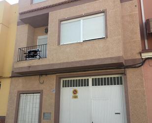 Exterior view of Single-family semi-detached for sale in Villanueva de Castellón  with Air Conditioner and Terrace