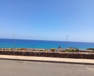 Vista exterior de Casa o xalet en venda en Puerto del Rosario amb Terrassa i Piscina