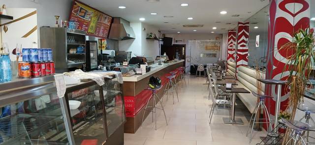 Local comercial en Alquiler en Calle Postas, 12 en La Morería