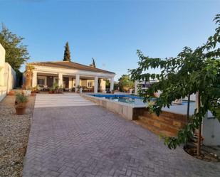 Piscina de Casa o xalet en venda en  Jaén Capital amb Aire condicionat, Terrassa i Piscina