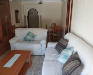 Living room of Flat to rent in  Sevilla Capital  with Air Conditioner, Terrace and Balcony