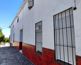 Vista exterior de Finca rústica en venda en Almadén de la Plata amb Terrassa