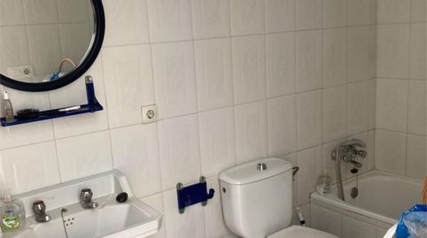 Foto 2 de Casa adosada en venta en Calle Barbacana Baja, 26, Carmona, Sevilla