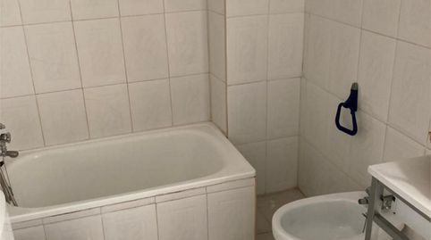 Foto 3 de Casa adosada en venta en Calle Barbacana Baja, 26, Carmona, Sevilla