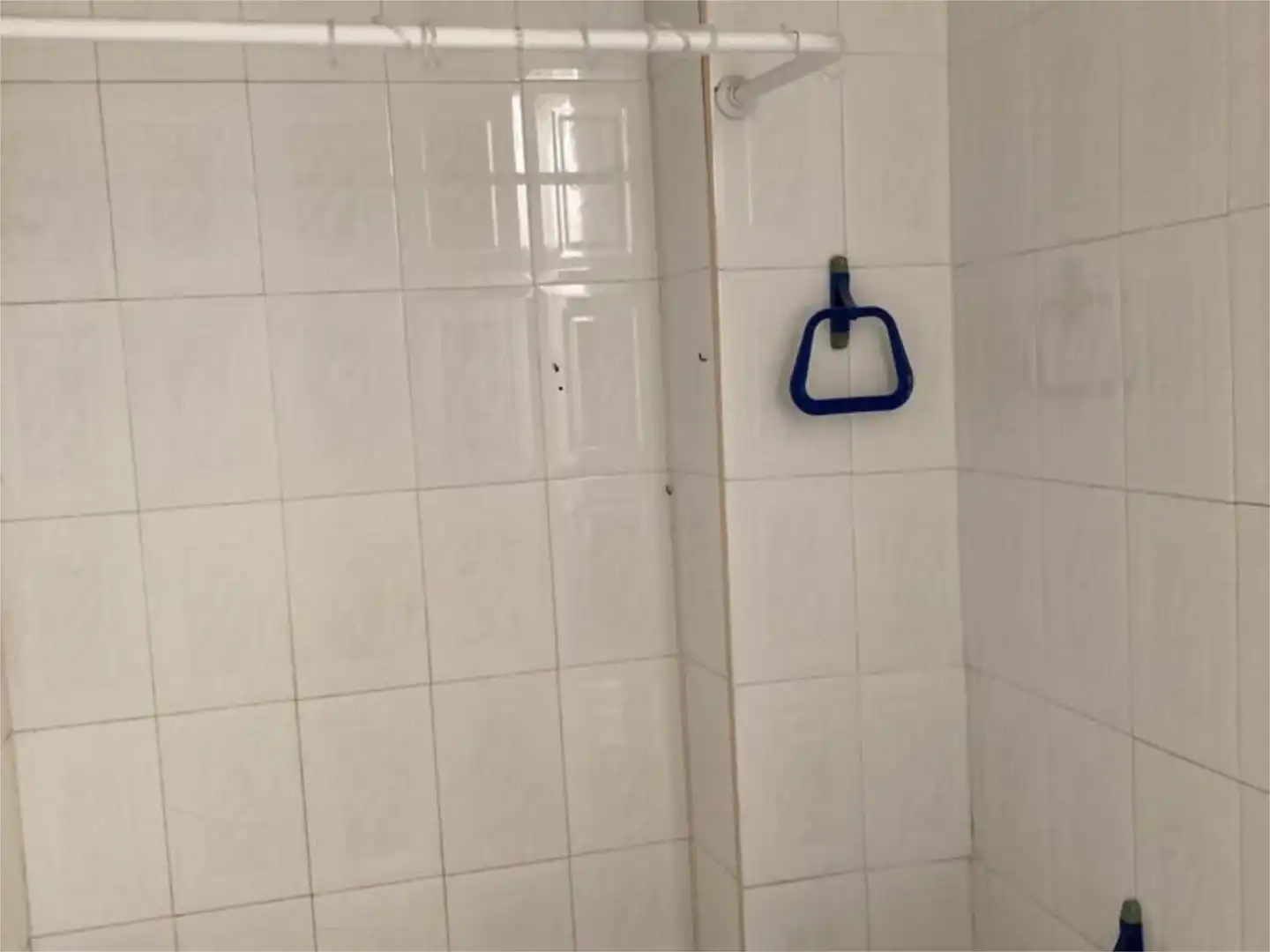 Baño de Casa adosada en venta en Carmona con Terraza, Trastero y Balcón